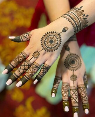 Beautiful art of Stylish Back Hand Mehndi Designs