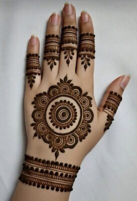 Graceful Stylish Back Hand Mehndi Designs