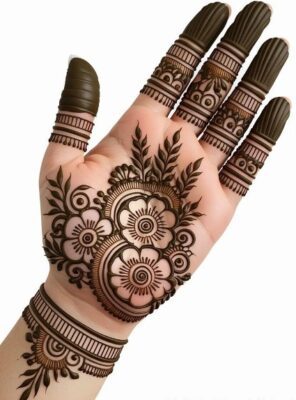 Lovely Front Hand Simple Mehndi Design ideas