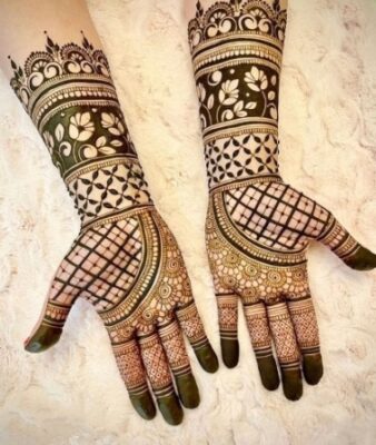 A stylish Full Hand Mehndi Design is perfect for parties