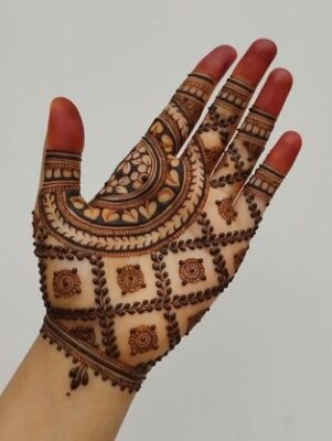 Arabic Stylish Full Hand Mehndi Design looks trendy