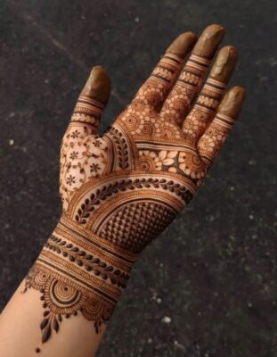 Basic Easy Front Hand Simple Mehndi Design