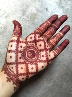 Beautiful Mehndi Royal Front Hand Mehndi Design