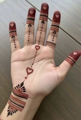 Bridal look shines with Easy Mehndi Design