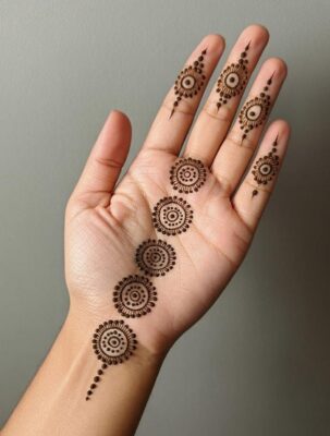 Bridesmaids prefer Simple Mehndi Design New for a classy look