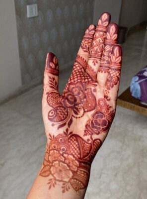 Easy Mehndi Design For Karva Chauth