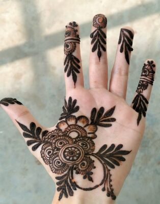 Front Hand Mehndi Design is perfect for every girl