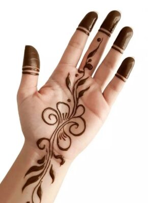 Latest Stylish Full Hand Mehndi Design is popular now