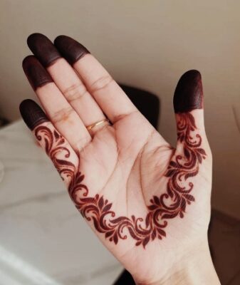 Leafy Mehndi Design Front Hand adds elegance