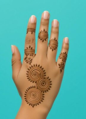 Mehndi Design Simple looks stylish and soft