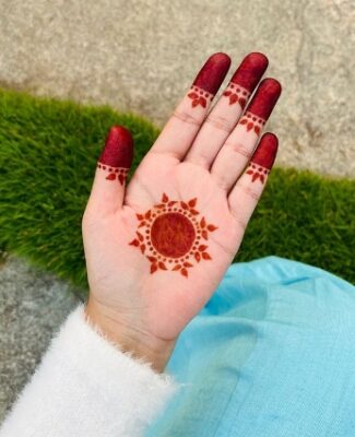 Minimal Easy Mehndi Design is perfect for daily wear