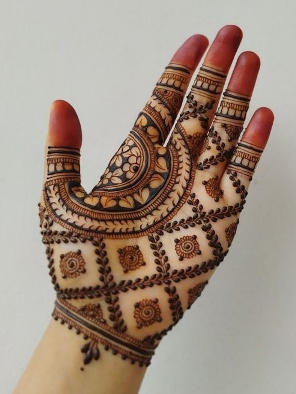 Shaded Mehndi Design adds depth and beauty