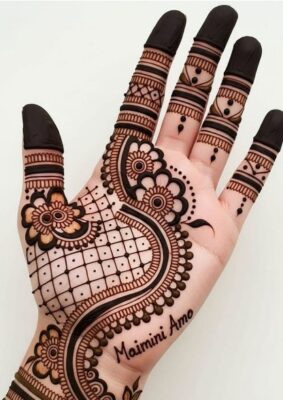 Simple Mehndi Design New is great for quick mehndi moments