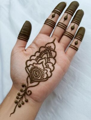 Top Simple Mehendi Designs