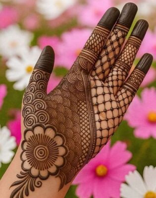 Traditional Easy Mehndi Design never loses charm