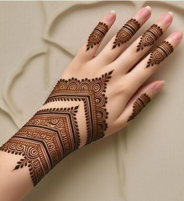 Traditional look suits Simple Mehndi Design