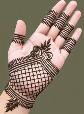 Traditional touch enhances Henna New Mehndi Design