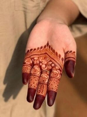 Trendy Mehndi Design Easy is popular among teens