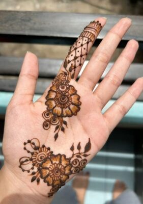 Unique Front Hand Mehndi Design looks creative