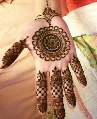 Young girls love trying a Front Hand Simple Mehndi Design at home