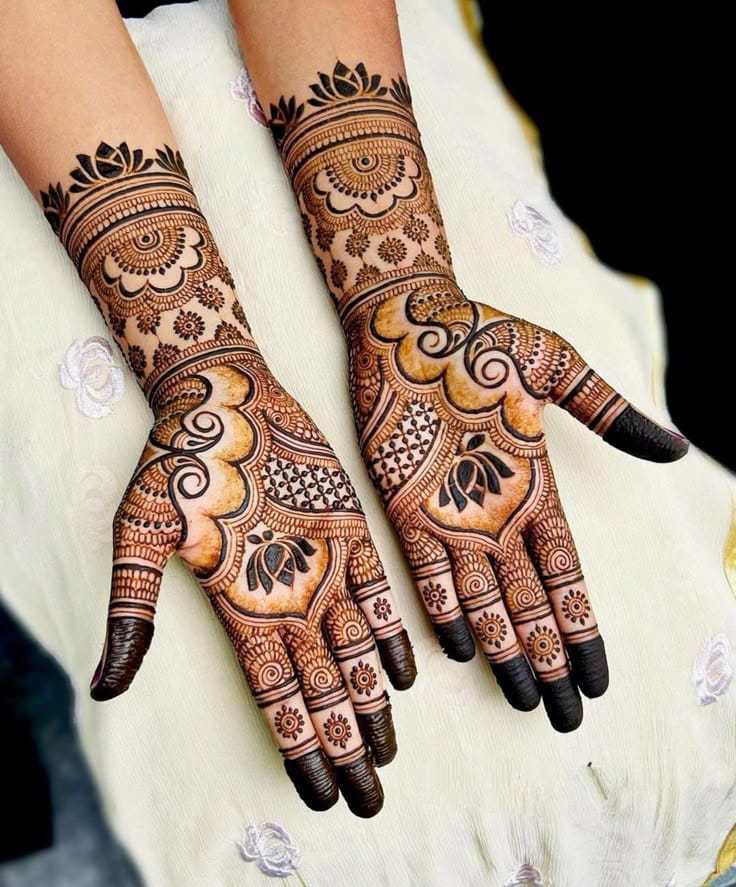Full Hand Mehndi Designs Latest
