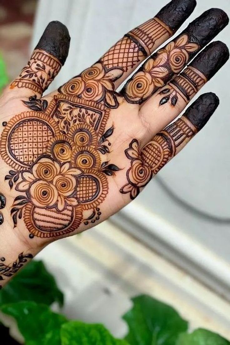 Stylish Mehndi Design Added a new - Stylish Mehndi Design