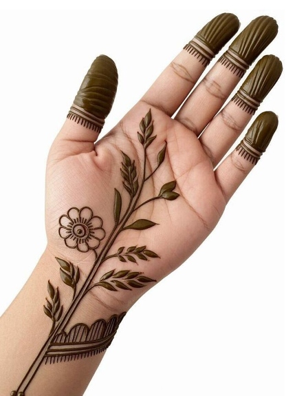 A Simple Mehndi Design suits all age groups