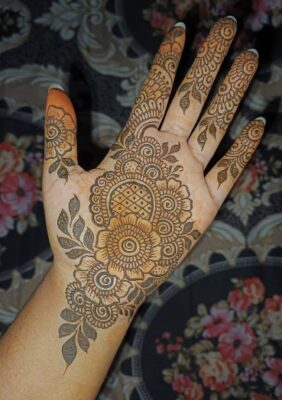 Arabic Mehndi Design enhances natural hand beauty