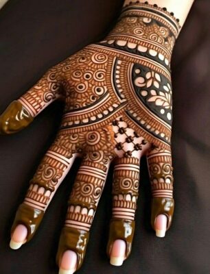 Arabic Mehndi Design is ideal for weddings and parties