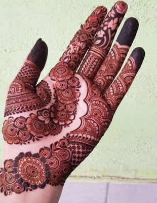 Front Hand Simple Mehndi Design is ideal for festivals