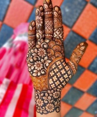 Front Hand Simple Mehndi Design is perfect for quick events