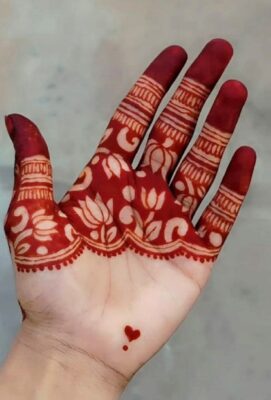 Front Hand Simple Mehndi Design matches every outfit