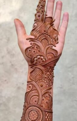Full Hand Mehndi Design suits both front and back hands