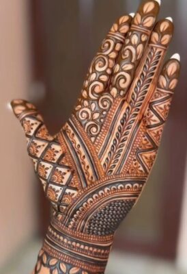 Henna New Mehndi Design is suitable for kids