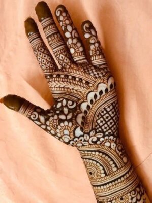 Kids enjoy cute Mehndi Design patterns