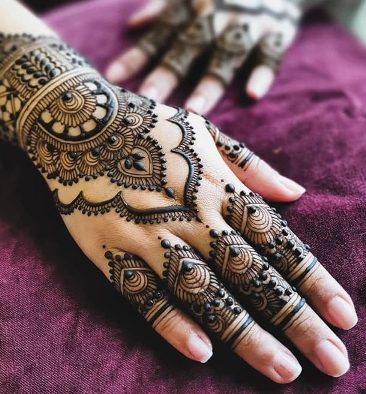 Mehndi Design Back Hand is easy to customize