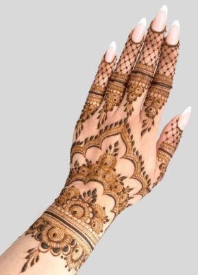 Mehndi Design Back Hand is trendy and fashionable