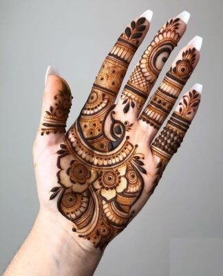 Mehndi Design Easy And Beautiful is quick to apply
