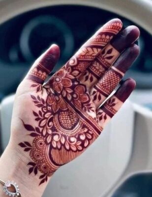 Mehndi Design Easy And Beautiful is simple yet stylish