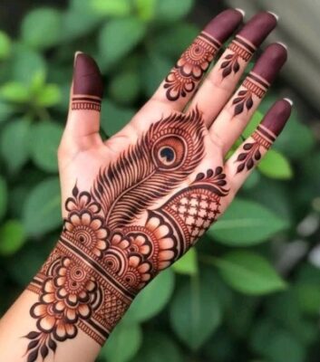 Mehndi Design Simple is easy to customize