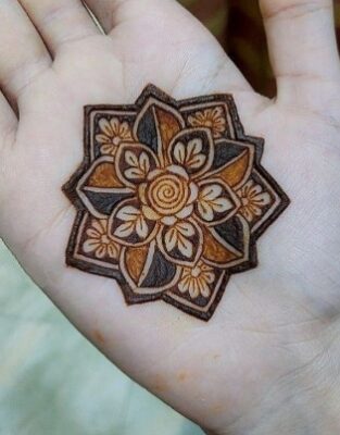 Mehndi Design Simple suits daily wear