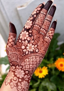 Mehndi Design adds charm to traditional outfits