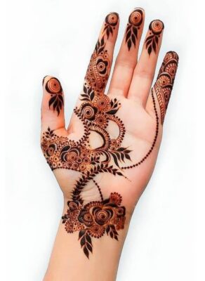 Mehndi Design makes hands look elegant and beautiful