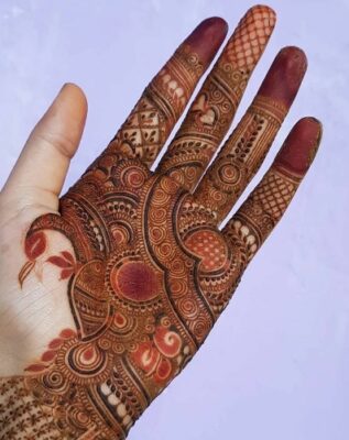Mehndi Design reflects cultural beauty