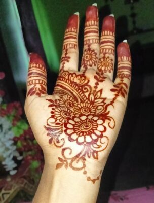 Mehndi Designs add elegance to every occasion