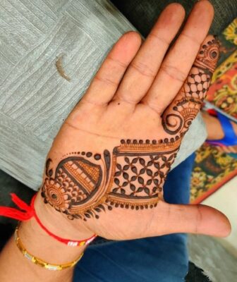 Royal Front Hand Mehndi Design enhances bridal charm