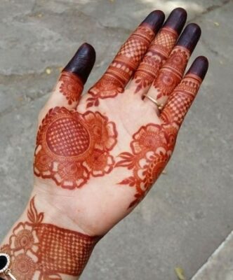 Royal Front Hand Mehndi Design is ideal for festive events