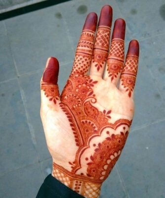 Royal Front Hand Mehndi Design is perfect for engagement functions