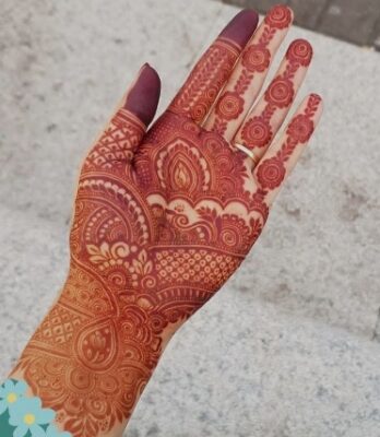 Royal Front Hand Mehndi Design makes the front hand attractive