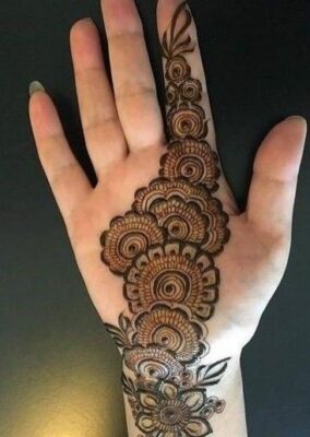 Arabic Mehndi Design is suitable for casual and grand events
